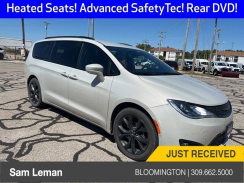 Used 2020 Chrysler Pacifica Touring-L w/ Advanced Safetytec Group image 1