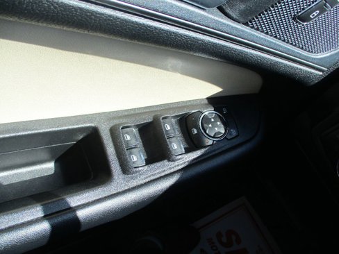 Used 2024 Ford Edge SE image 15