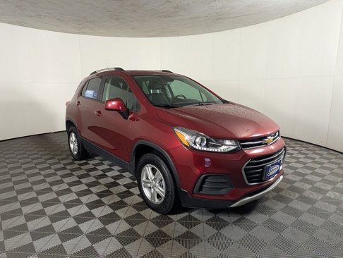 Certified 2022 Chevrolet Trax LT w/ LT Convenience Package image 5