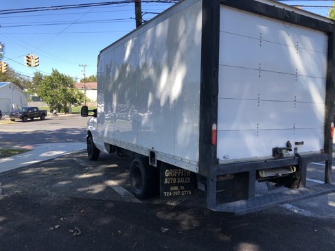 Used 2017 Ford E-350 and Econoline 350 Super Duty w/ Power Windows & Locks Group image 8