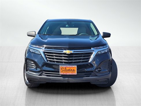 Used 2023 Chevrolet Equinox LS w/ LS Convenience Package image 2