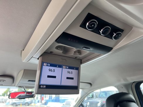 Used 2012 Chrysler Town & Country Touring w/ Entertainment Group #1 image 29
