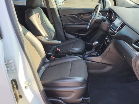 Used 2019 Buick Encore Preferred image 10