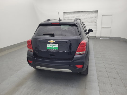 Used 2022 Chevrolet Trax LT w/ LT Convenience Package image 7