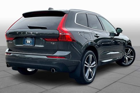 Used 2019 Volvo XC60 T5 Momentum w/ Multimedia Package image 12