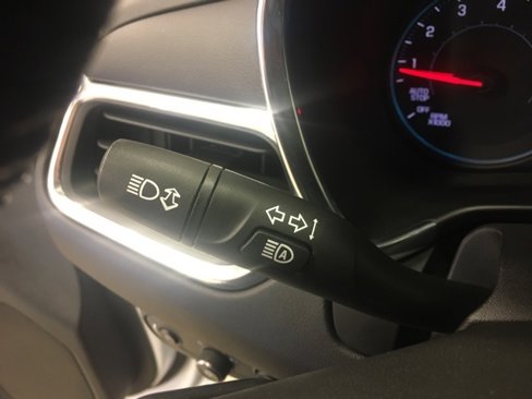 Used 2021 Chevrolet Equinox LT image 30