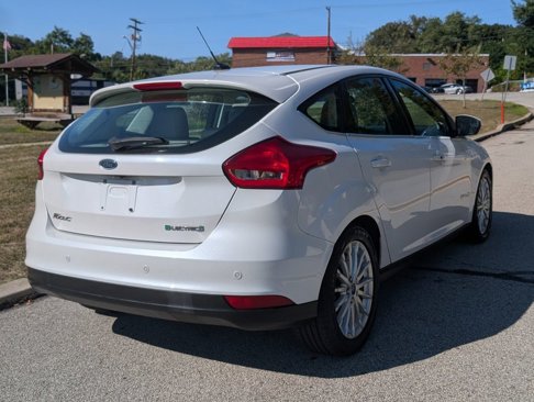 Used 2018 Ford Focus Electric Hatchback image 4