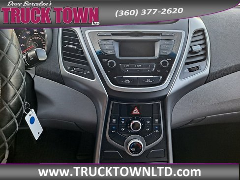 Used 2016 Hyundai Elantra SE image 17