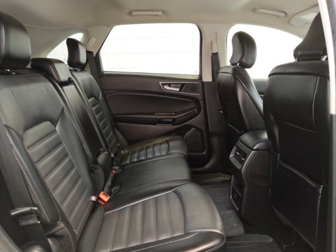 Used 2018 Ford Edge SEL w/ Equipment Group 201A image 19