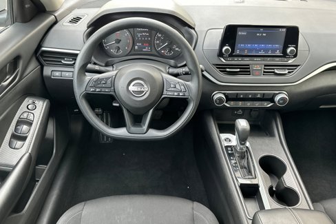 Used 2023 Nissan Altima 2.5 S image 14