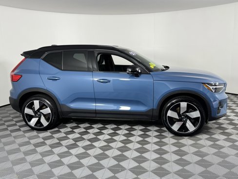 Certified 2023 Volvo XC40 Recharge Ultimate w/ Protection Package Premier image 4