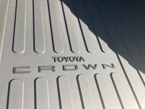New 2025 Toyota Crown Signia image 36