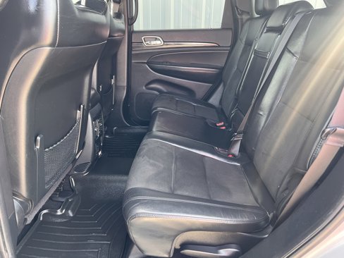 Used 2020 Jeep Grand Cherokee Altitude image 29
