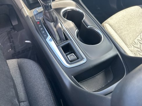 Used 2023 Chevrolet Equinox LT image 21