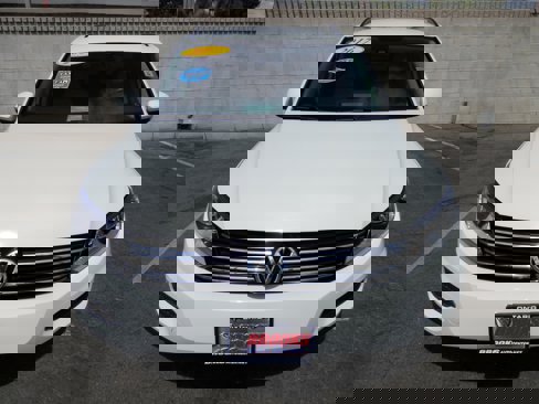Used 2017 Volkswagen Tiguan S image 5