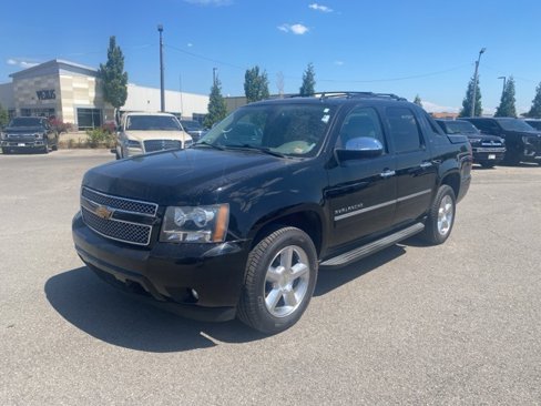 Used 2012 Chevrolet Avalanche LTZ image 2