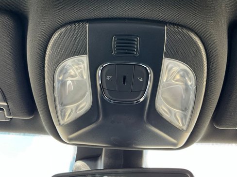 New 2025 Jeep Compass Latitude image 34