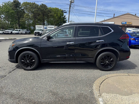 Used 2019 Nissan Rogue SV image 5