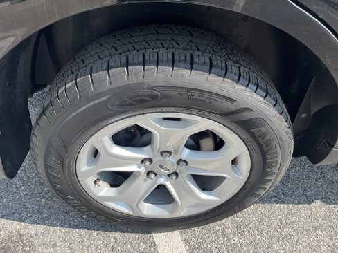 Used 2013 Ford Edge SEL image 25