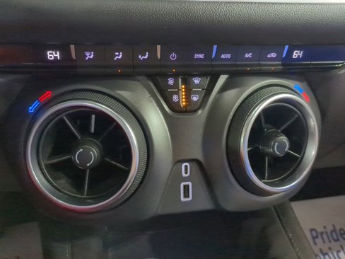 Used 2021 Chevrolet Blazer LT image 23