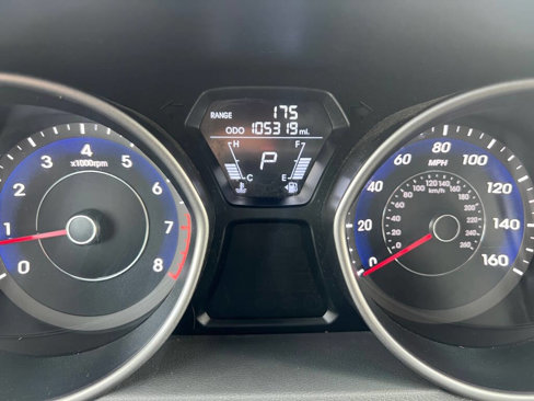 Used 2011 Hyundai Elantra GLS image 21