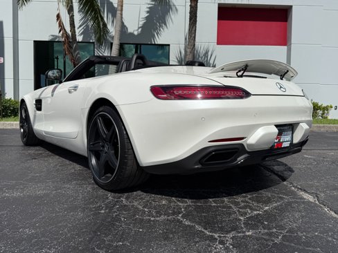 Used 2018 Mercedes-Benz AMG GT Roadster image 9