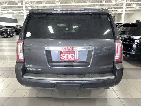 Used 2015 GMC Yukon Denali w/ Premium Package image 4