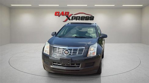 Used 2015 Cadillac SRX Luxury image 2