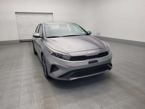 Used 2024 Kia Forte LXS image 14