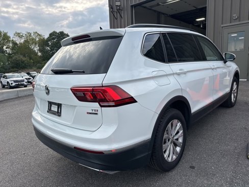 Used 2018 Volkswagen Tiguan SE image 4