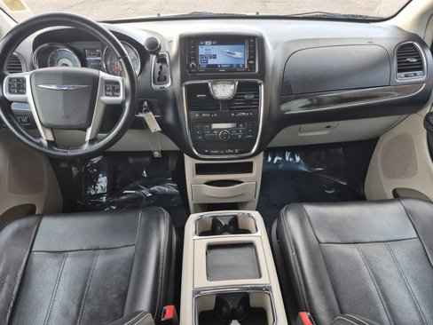 Used 2012 Chrysler Town & Country Touring w/ Entertainment Group #1 image 13