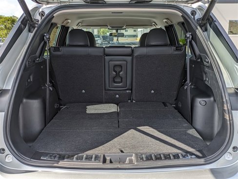 Used 2022 Mitsubishi Outlander SE image 13