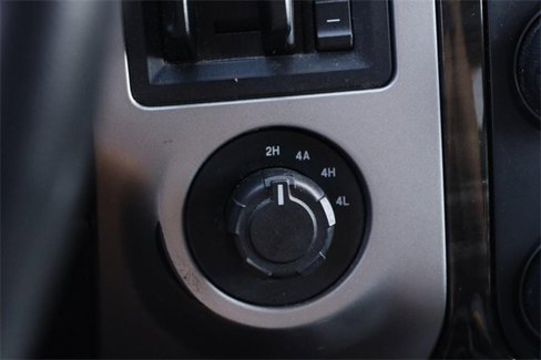 Used 2016 Ford Expedition Limited w/ Equipment Group 301A image 21