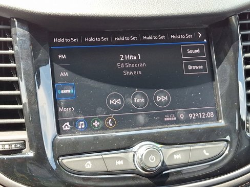 Certified 2022 Chevrolet Trax LT w/ LT Convenience Package image 17
