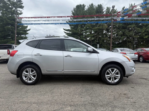 Used 2013 Nissan Rogue SV image 19