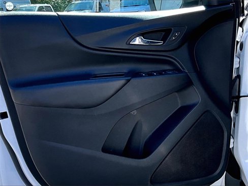Used 2019 Chevrolet Equinox LT image 18