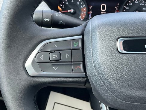 New 2025 Jeep Compass Latitude image 24