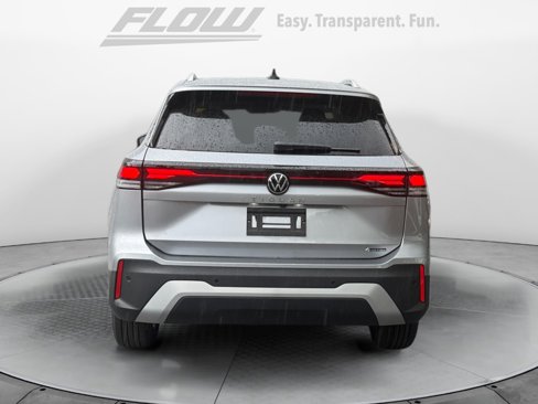 New 2025 Volkswagen Tiguan S image 5