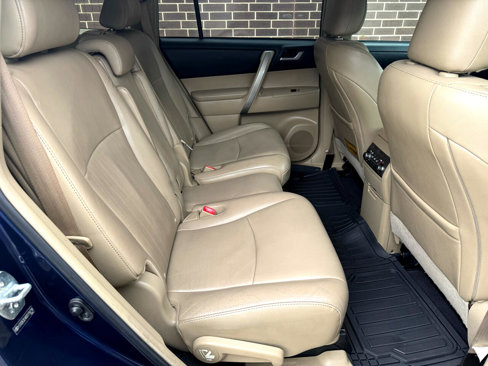 Used 2013 Toyota Highlander SE image 15