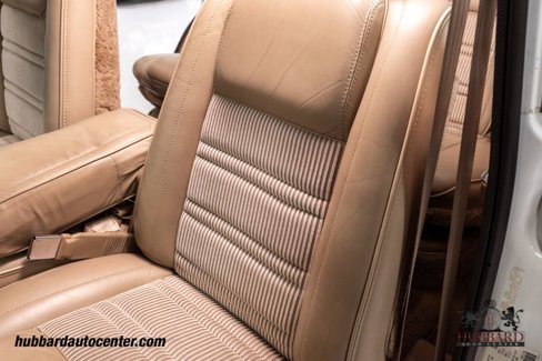 Used 1991 Jeep Grand Wagoneer image 18
