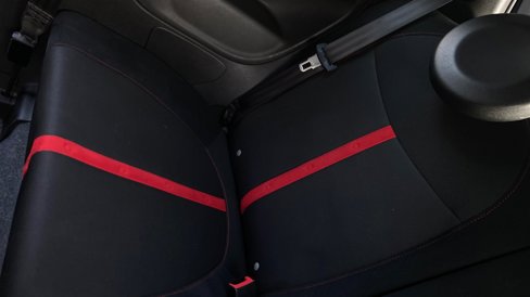 Used 2013 FIAT 500 Abarth w/ Beats Audio Pkg image 39