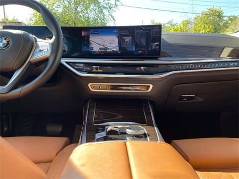 Certified 2023 BMW X7 xDrive40i w/ Parking Assistance Package image 11