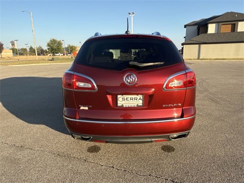 Used 2017 Buick Enclave Premium image 12