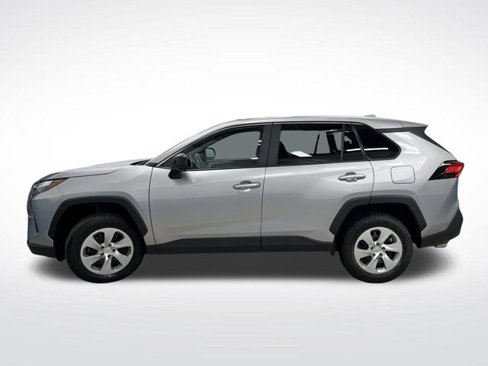 Used 2023 Toyota RAV4 LE image 10