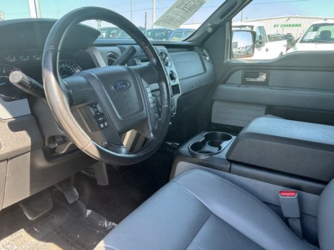 Used 2014 Ford F150 XLT w/ Equipment Group 302A Luxury image 11
