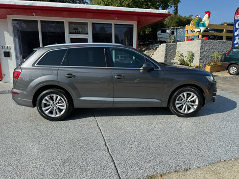Used 2018 Audi Q7 3.0T Premium Plus image 24