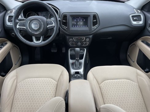 Used 2018 Jeep Compass Sport w/ Tech Group image 13
