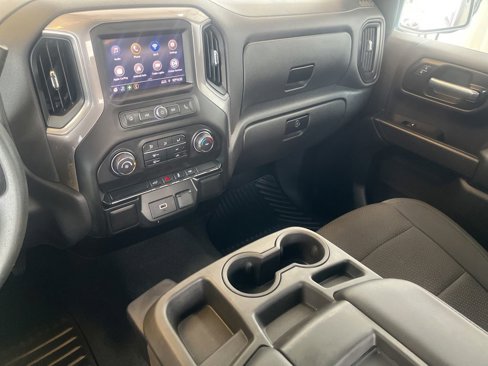 Used 2020 Chevrolet Silverado 1500 Custom w/ Custom Value Package image 20