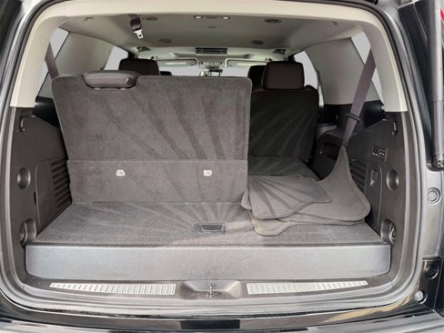 Used 2015 Cadillac Escalade Premium image 18