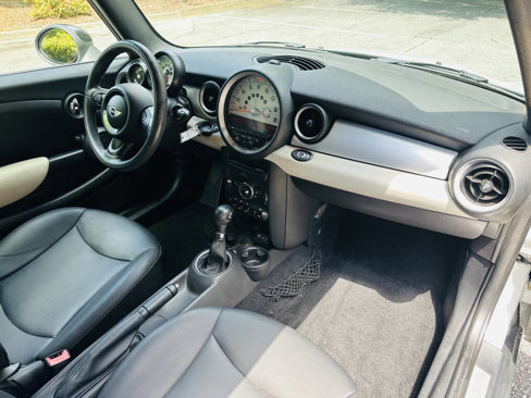 Used 2013 MINI Cooper Convertible image 35